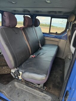 Opel Vivaro - 9