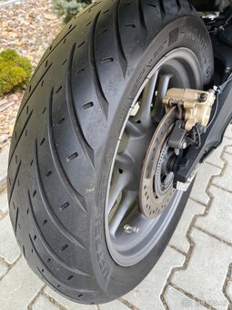 Triumph Tiger 800 XR - 9