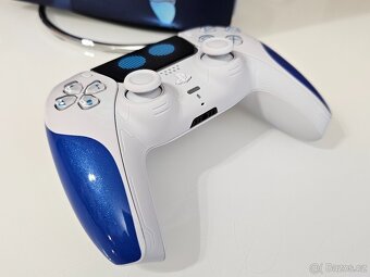 OVLADAČ PS5 LIMITOVANÁ EDICE / ASTRO BOT - 9
