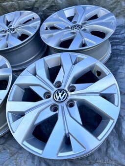 5x112 R16 originální disky VW Passat B8 - TOP STAV - 9