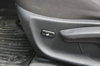 Toyota Avensis, 2,2 D-CAT 110KW, KAMERA, AUTOMAT, r.v. 2012 - 9