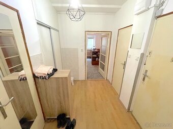 Pronájem 1+1 s balkonem na ul. Mezírka, Brno - 9