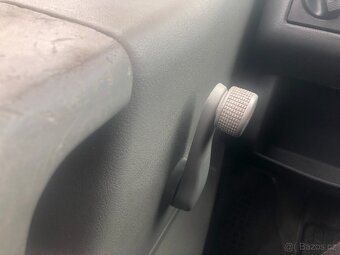Volkswagen Transporter 2.5 tdi 75kw - 9