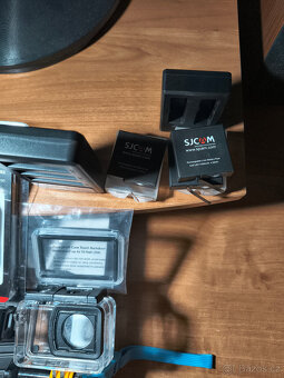 Akční 4K kamera SJCAM SJ8 Pro + bohaté příslušenství - 9