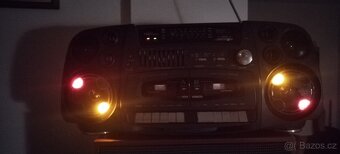 Radiomagnetofon First s barevnou hudbou - 9