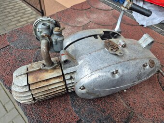 Prodám díly pionyr, jawa - 9