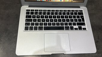 Macbook air 2017 13.3 I5 1.8 mhz 8gb ram 128 ssd - 9