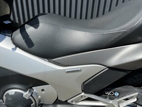 Honda NC 700D Integra, 21xxx km, top stav, servis Honda, - 9
