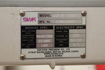 Plně elektronický vyšívací stroj SWF E-T601 C včetně rámu - 9