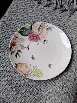 Porcelánová souprava nová - 9