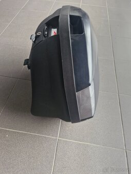 Bočňí kufr Givi - levy - 9