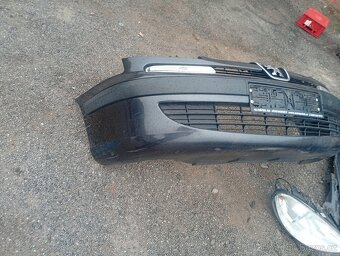 PEUGEOT 807 RV 2008 PŘEDEK SVĚTLA KAPOTA, NÁRAZNÍK APOD. - 9