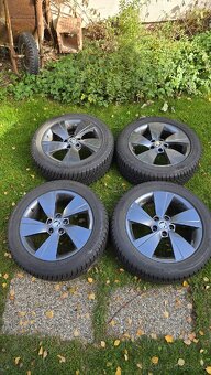 Zimní kola Škoda 215/55 R17 - 9