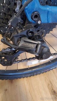 Silniční kolo MARIN - 9