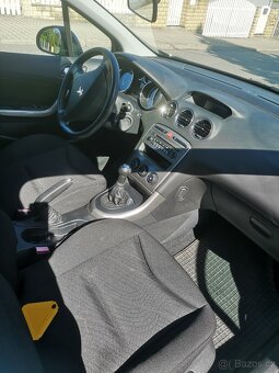 Peugeot 308 1.4i 100tkm Kup CZ Serviska Klima Nové pneu - 9