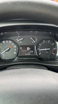 Peugeot Traveller - 9