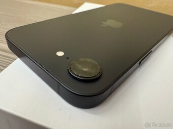 Apple iPhone 16e 128GB černý, vybalený, záruka - 9