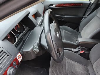 Opel Astra H Twinport Elegance - 9