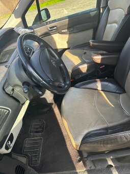 Citroen C8 2.2 HDi 125 kW – 7 míst, tažné, automat - 9
