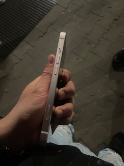 IPhone 13 Pink - 9