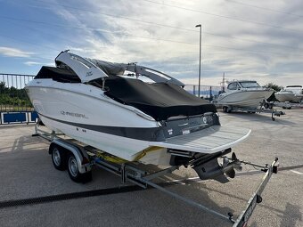 REGAL LS4 + VOLVO PENTA V8 350 HP + vlek WICK - 9