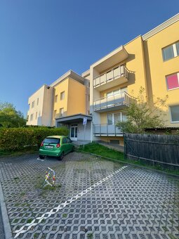 Pronájem bytu 1+kk, 32 m2 - Praha - Uhříněves, ev.č. N07984 - 9