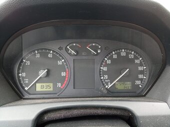 Škoda Fabia sedan - 1.4 MPI - 9