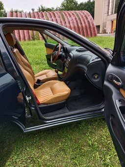 Alfa Romeo 156 2.5 V6 - 9