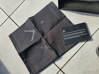 AIR JORDAN 4 RETRO KAWS - 9