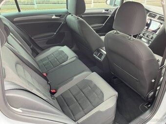 Volkswagen Golf 1.6TDi Variant - 9