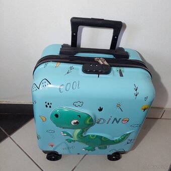 Dětský cestovní kufr, 4 otočná kolečka - nové - 9