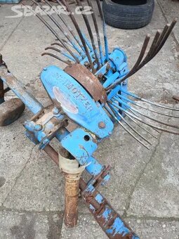 Prodám vyorávač brambor za malotraktory včetně kardanu viz f - 9