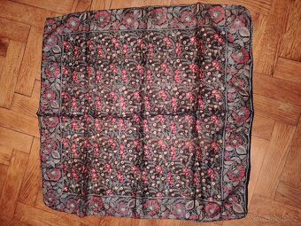 Retro šátky z pravého hedvábí - 9