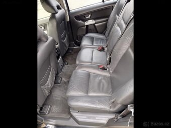 Volvo XC90, 2.4DS AWD 185 AT - 9
