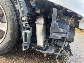 Opel Combo 1,2 96kw2022,Airbag. ok pojízdné. Nova cena - 9
