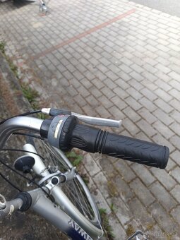 Dámské městské kolo 28" zn.CONWAY. - 9