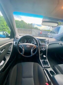Hyundai i30 Hatchback (2016) 1.6 CRDi 81 kW 1. majitel - 9