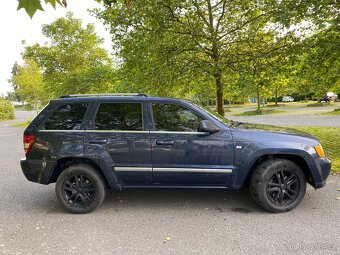 Jeep Grand Cherokee - 9