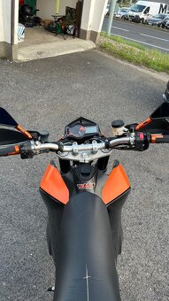 KTM Duke 690 – 25 kW v TP (A2) - 9