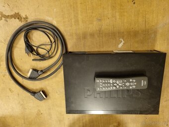 Prodám video rekordér Philips VR 605 + ovladač - 9