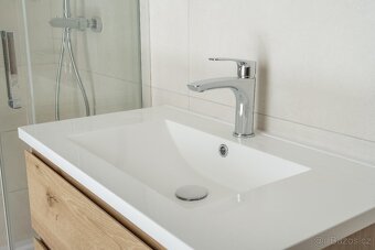 Stylový ateliér 1+kk se soukromou terasou - 9