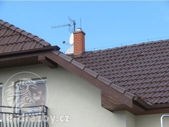 Rodinný dům s bazénem, garáží a pergolou Praha-Točná, - 9