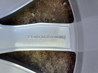 NOVÁ 245/45 R19 letní originál Alu sada na Audi A6 - 9