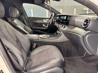 Mercedes-Benz Sedan E220D 4MATIC AMG STYLING FACELIFT - 9