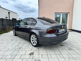 BMW 3 E90 320d 120kW - 9