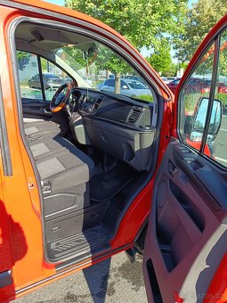 Ford Transit Custom - 9