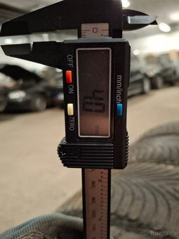 alu kola Intra vyraběna na Mercedes benz 7,5Jx17 ET35 - 9