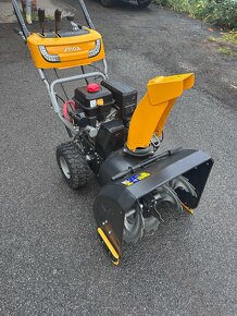 Sněhová fréza STIGA - 9