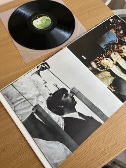 The Beatles - Magical Mystery Tour - 9