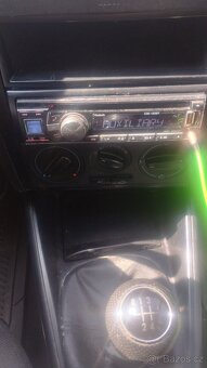Volkswagen Golf - 9